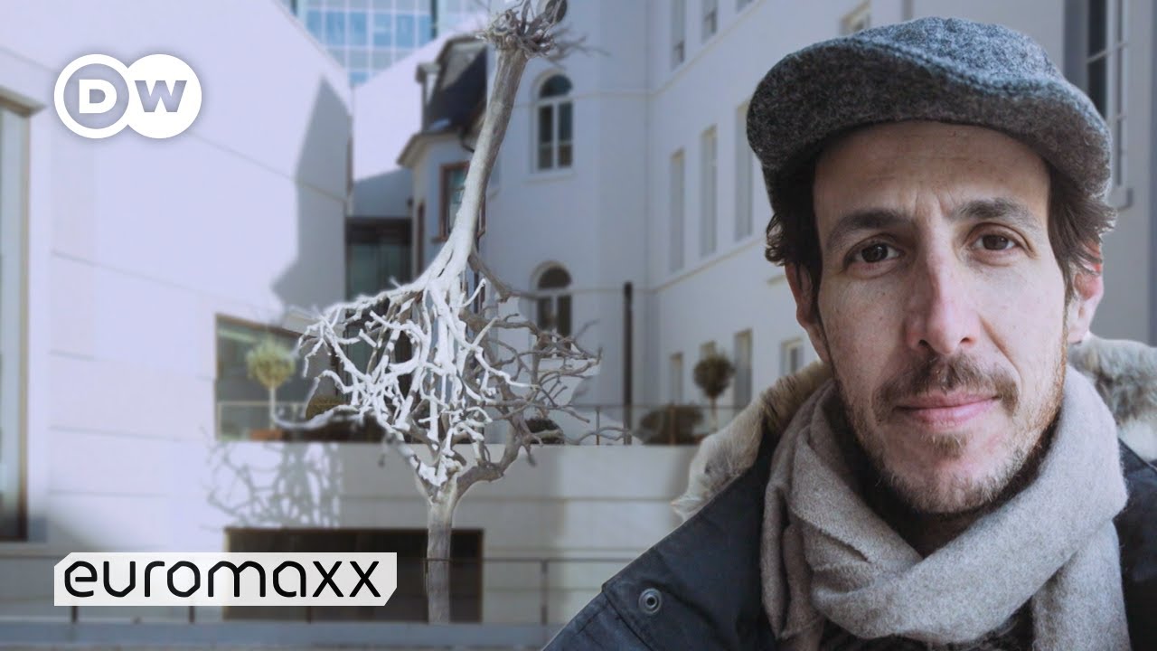 Conceptual Jewish Artist Ariel Schlesinger And His New Giant Installation
