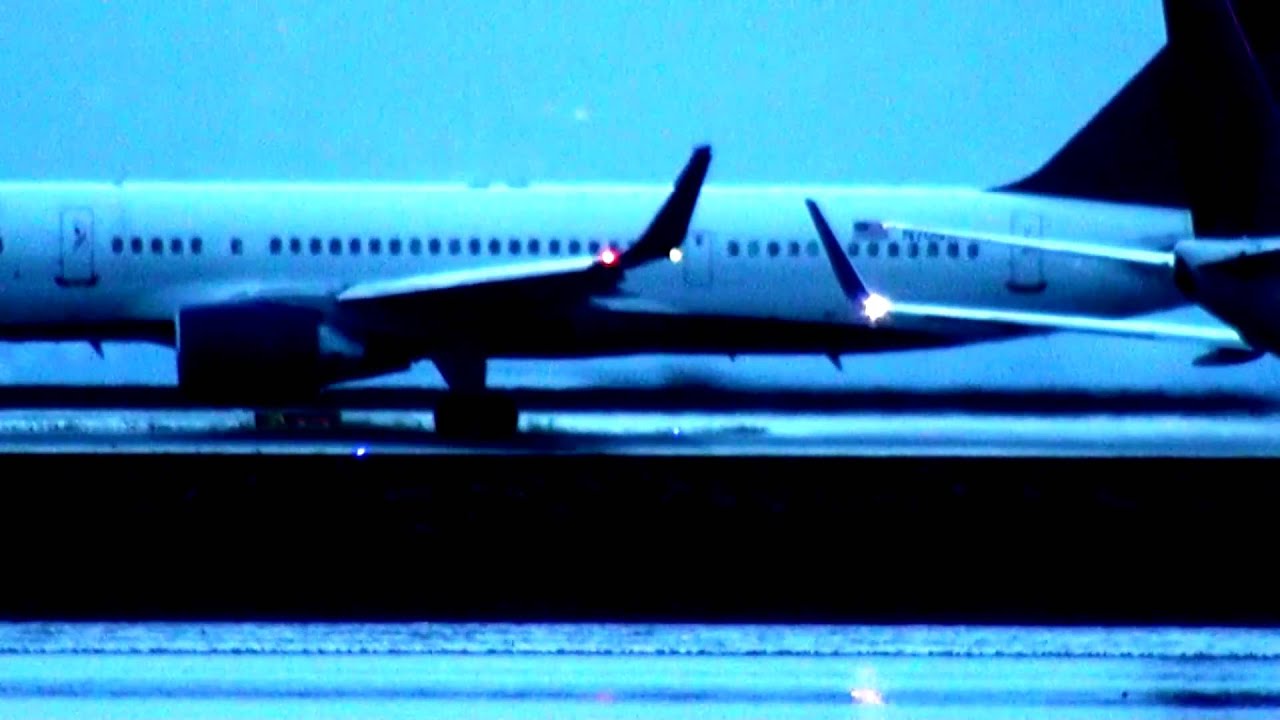 [N704X] SFO Delta Airlines 757 takeoff.