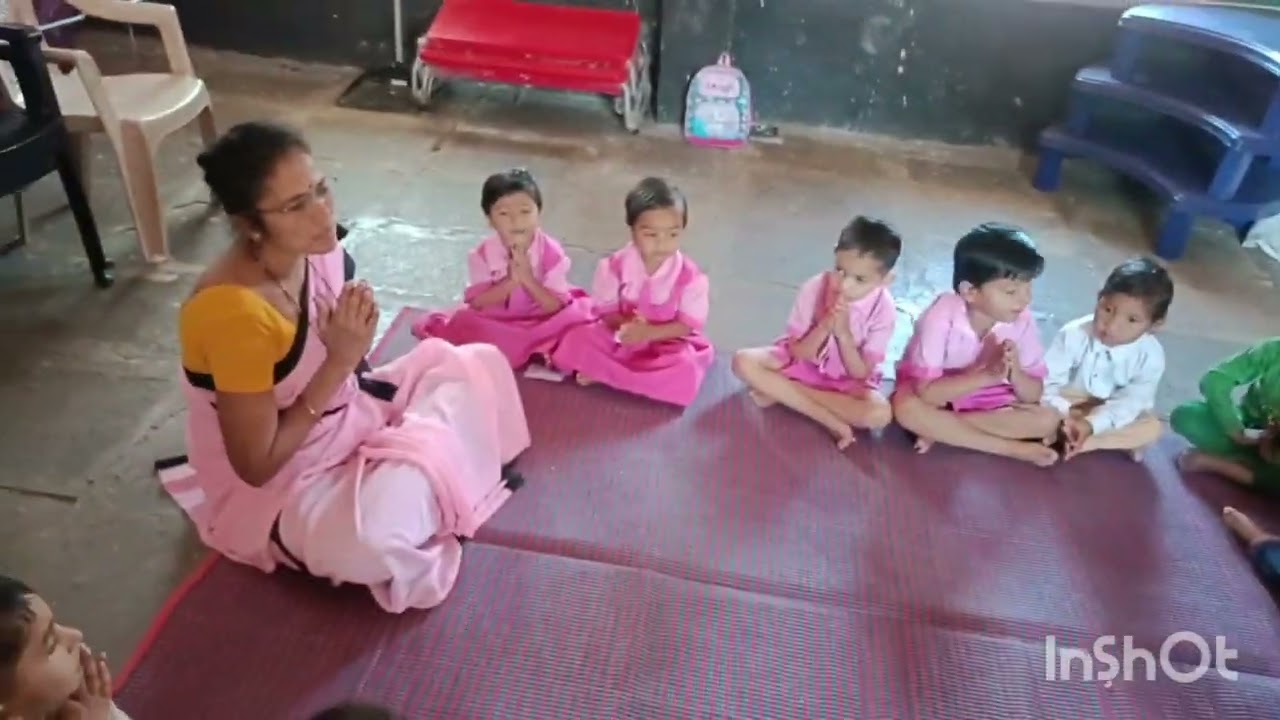 चिमुकल्यांची प्रार्थना 