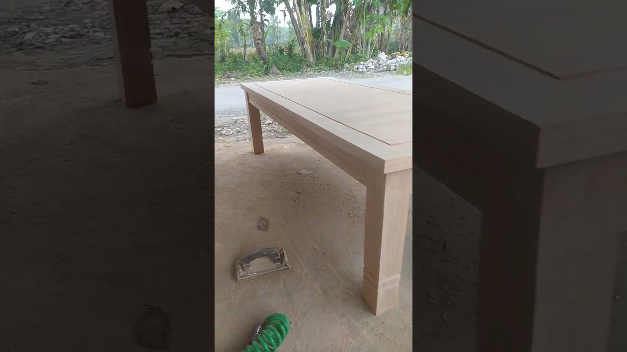 MEJA TAMU MINIMALIS