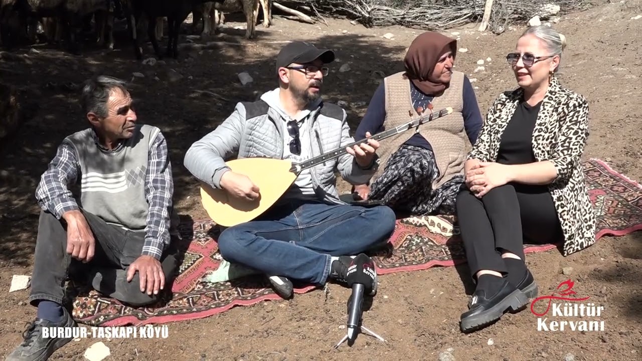 Yayla Havasında Koyunlar Arasında Türküler-Şu Karşıki Dağda