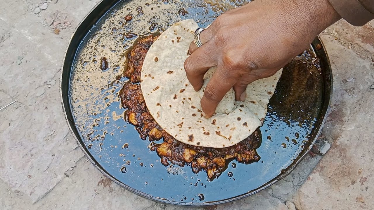 Unique Tawa keema spicy chicken 🍗 توا قیمہ مصالحے دار ذائقے دار by Mr chuchni 