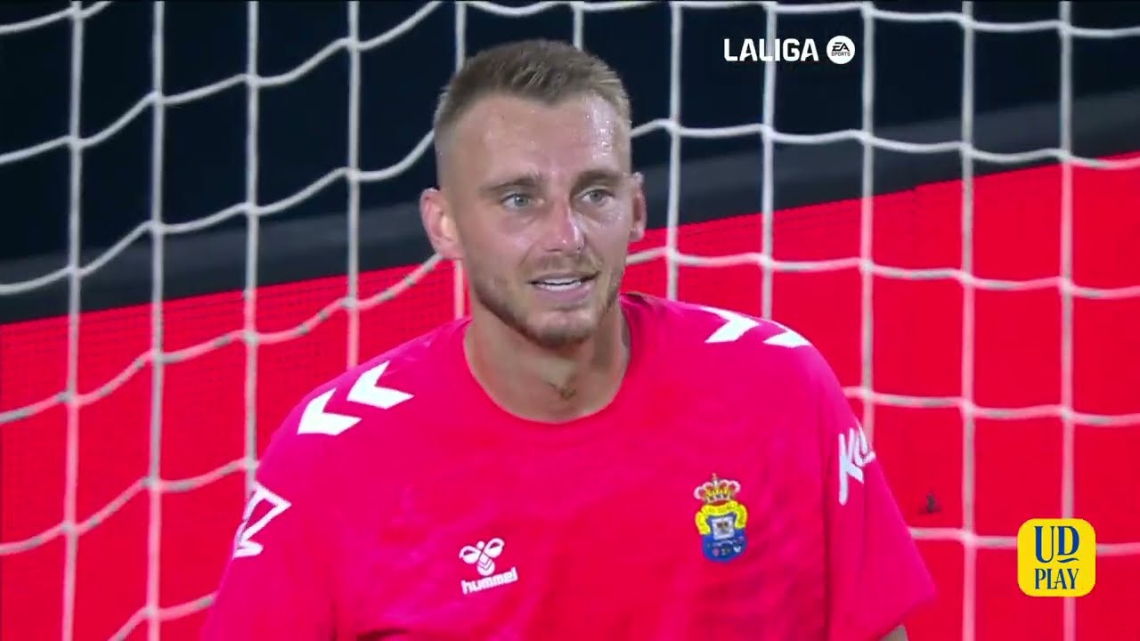 HIGHLIGHTS. &iexcl;Las MEJORES PARADAS de Jasper CILLESSEN en octubre! | UD Las Palmas