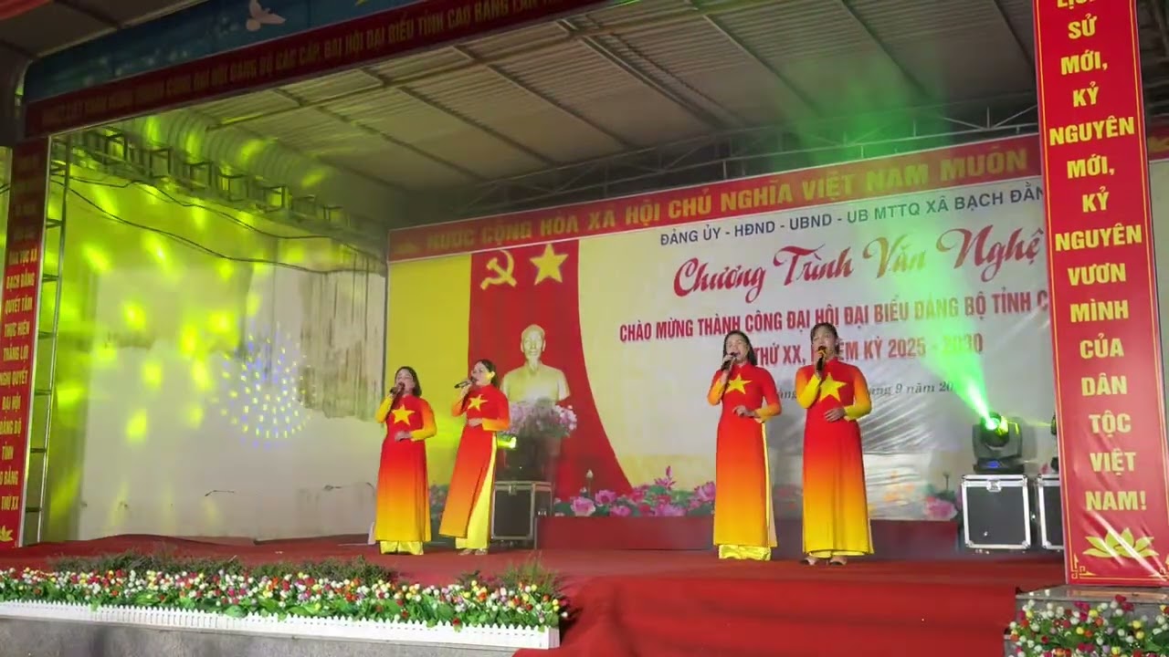 Màu cờ tôi yêu- tốp ca nữ GV Trường PTCS Thịnh Vượng