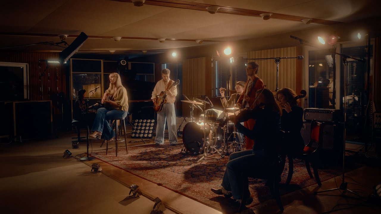VINTER - Not That Kind (Official Video)