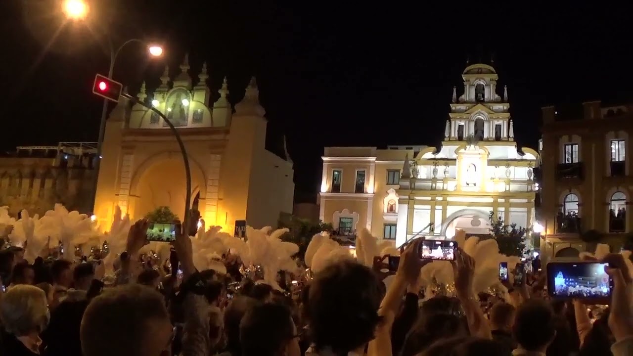 Llegada Armaos Centuria Macarena a su Basílica - Madrugá Sevilla 2022