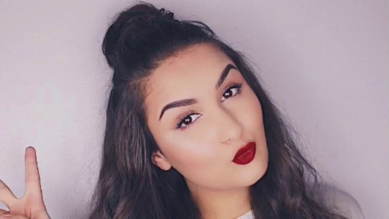 Top 15 des youtubeuses les plus connues de France