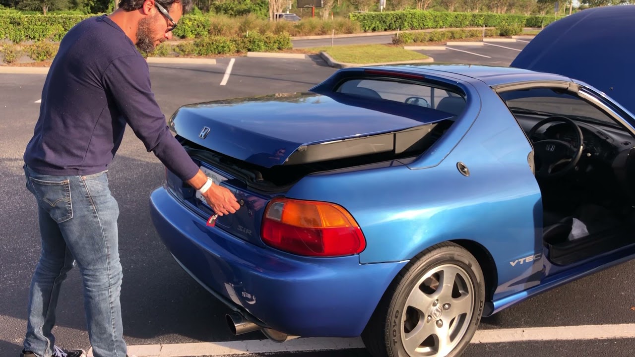 CRX del Sol Transtop trunk close
