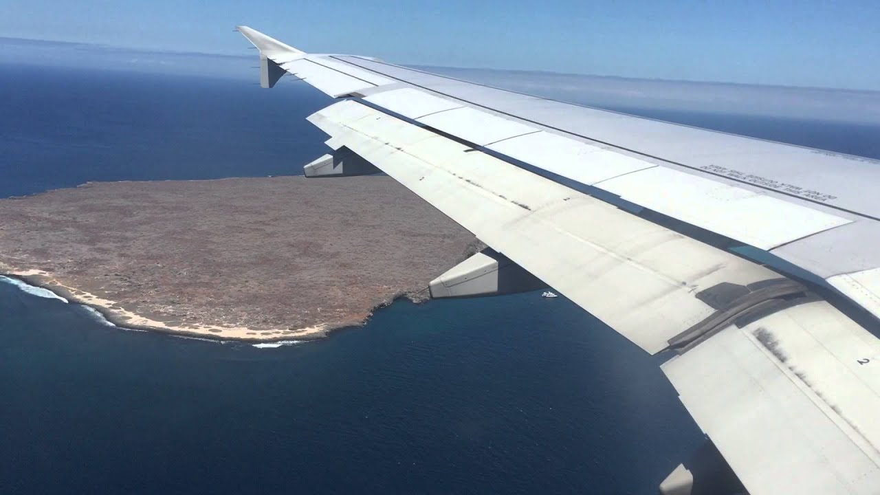 LAN Ecuador Airbus A320 Landing in the Galapagos Islands - Seymore Baltra - Shortest Runway
