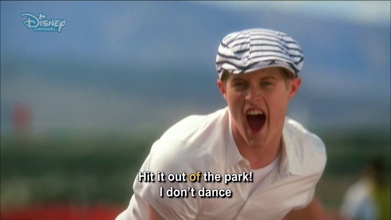 High School Musical 2 | I don't dance - Music Video - Disney Channel Italia