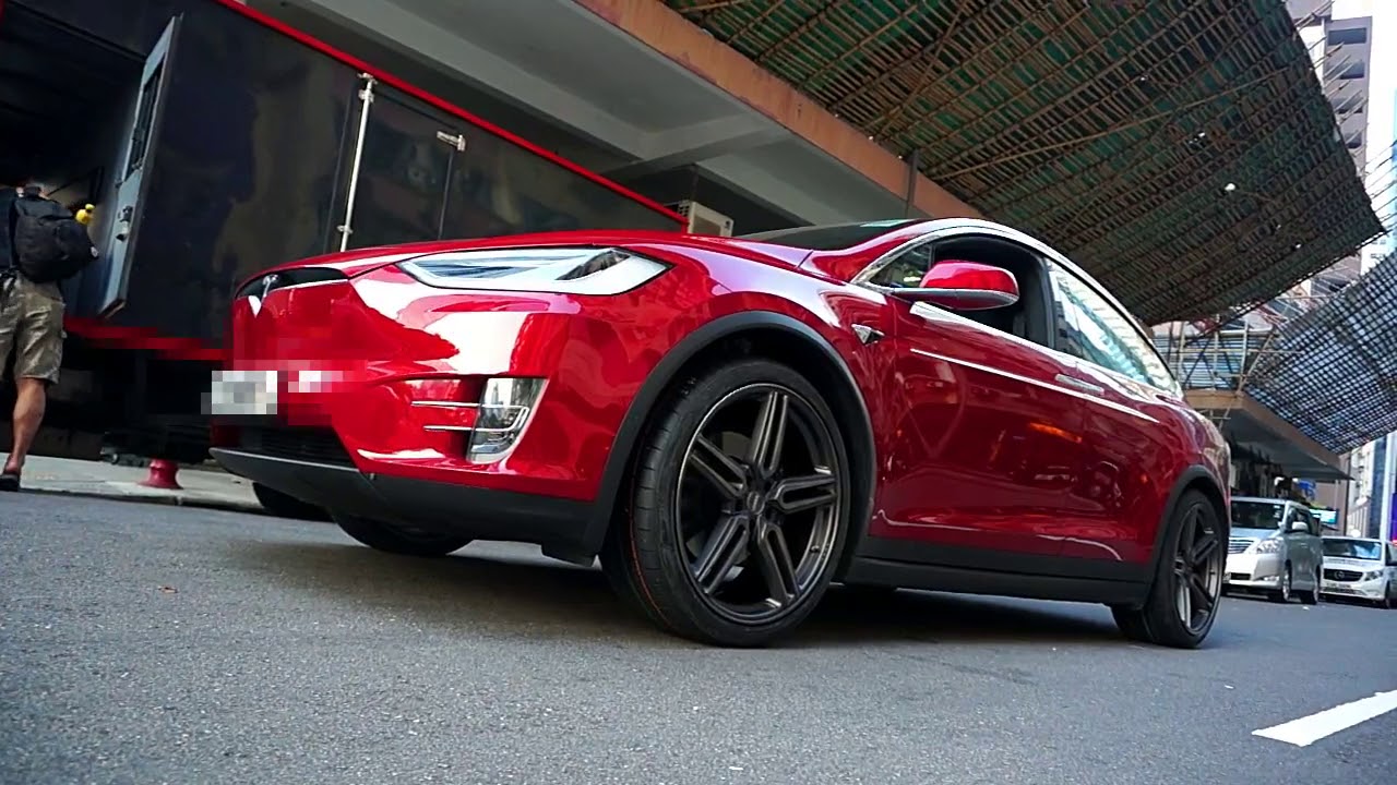 Tesla Model X  Vossen HF1
