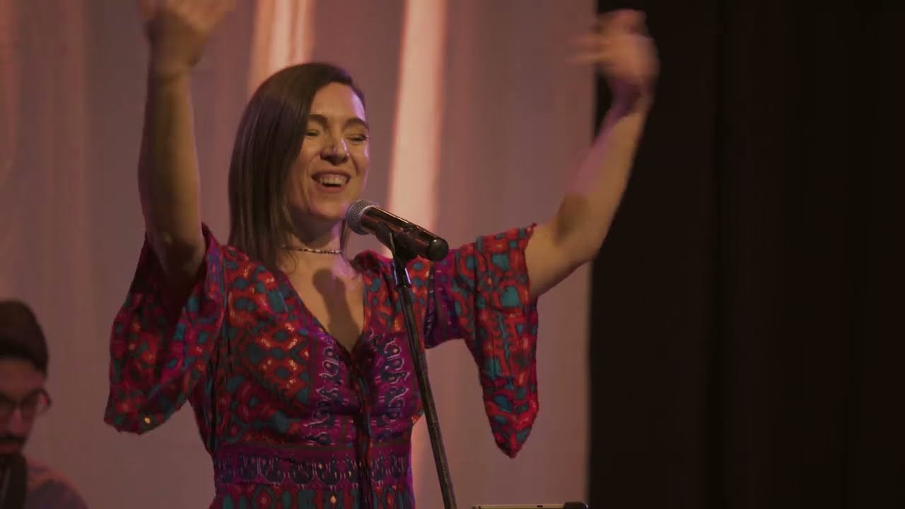 Cola de amor  | Cecilia Mezzadra