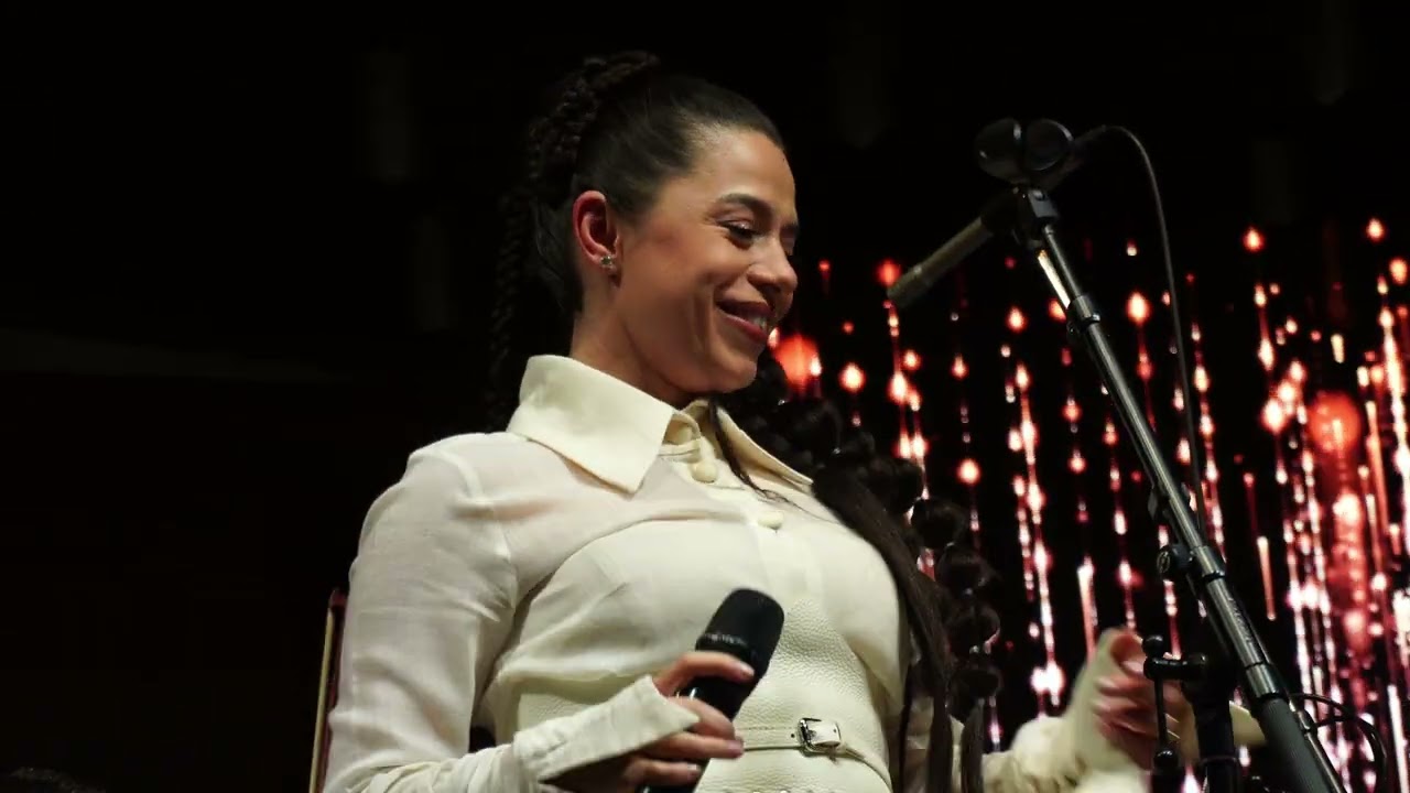 Marioara de la Gorj - Interpreteaza Eugenia Nicolae impreuna cu Orchestra Filarmonicii Oltenia