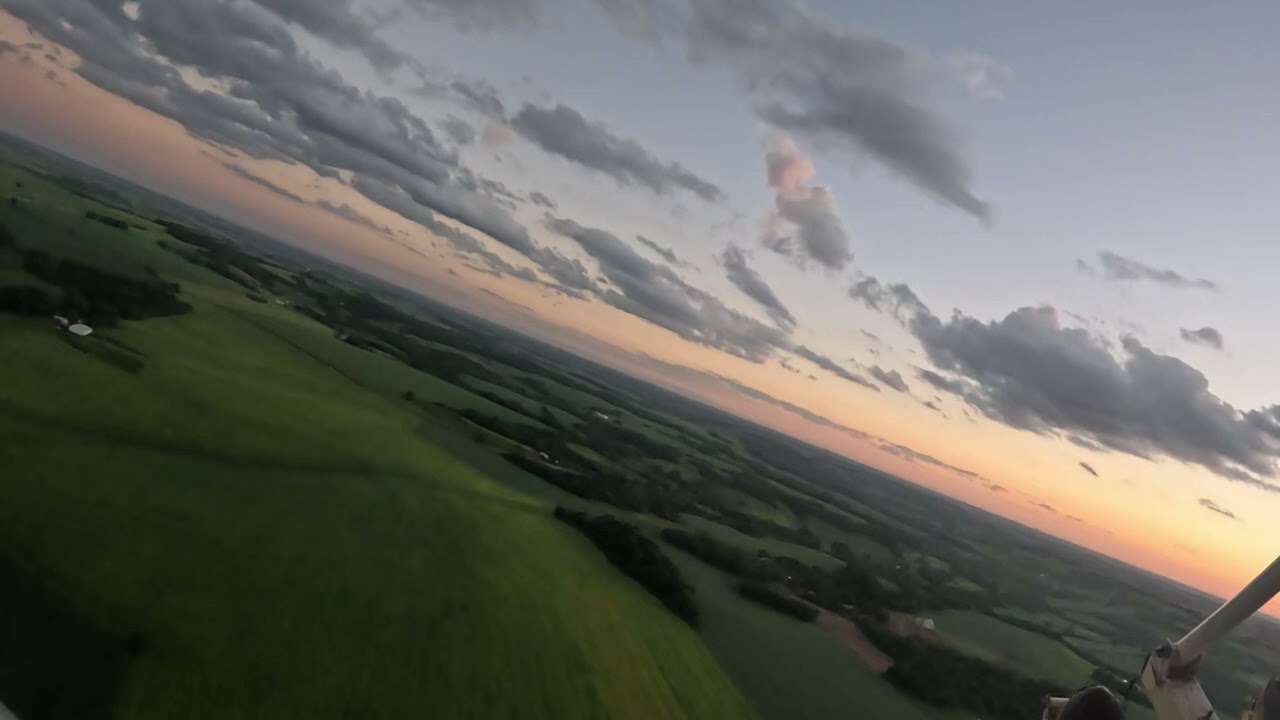 20260313 voo trike rasante eucaliptos, rasante pista e por do sol. Falaram que estava ruim-tava bom!