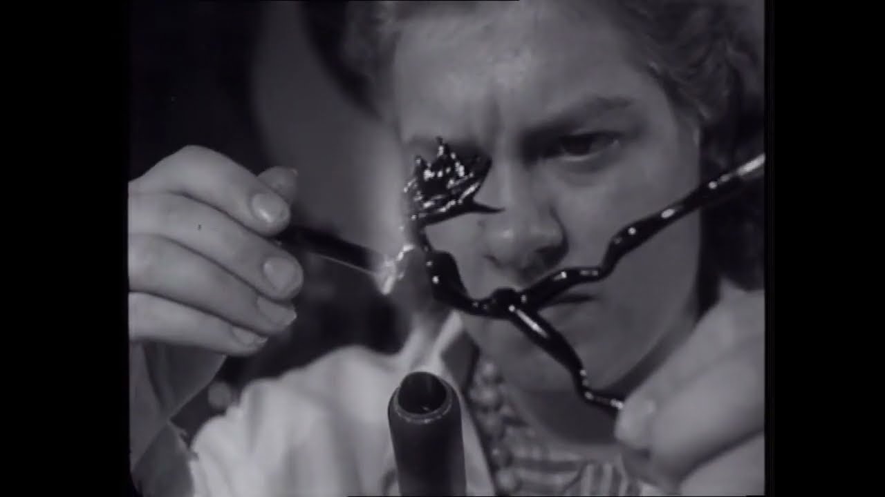 (1943) Glasblaaskunst te Amsterdam  - Music by Will Glahe and his orchestra