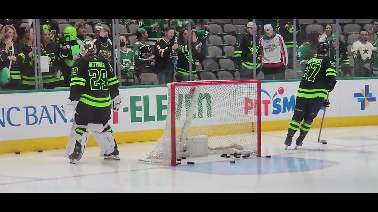Jake Oettinger full warmup, Stars vs. Blues, 4/13/2023