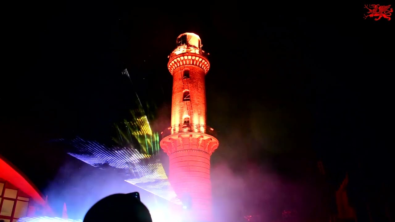 01.01.2024 Zum 24. Mal fand das Turmleuchten an Neujahr in Warnemünde statt.