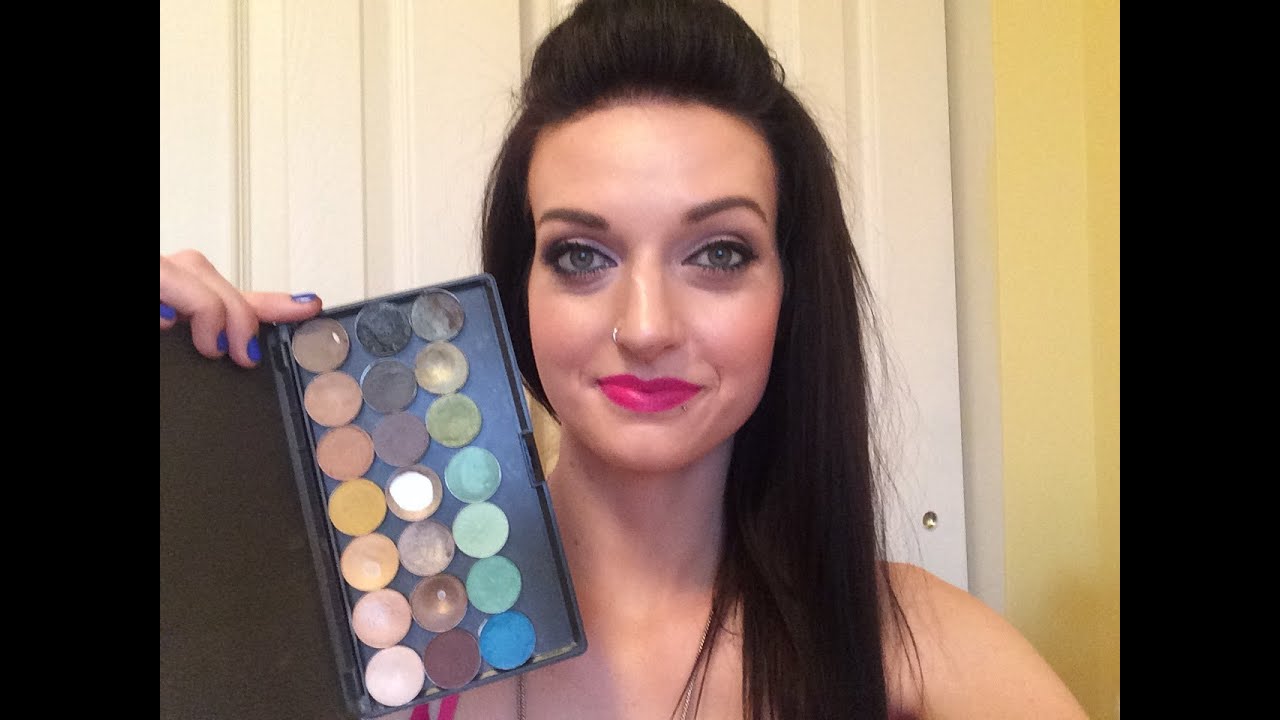 MAC Eyeshadow Collection with Swatches