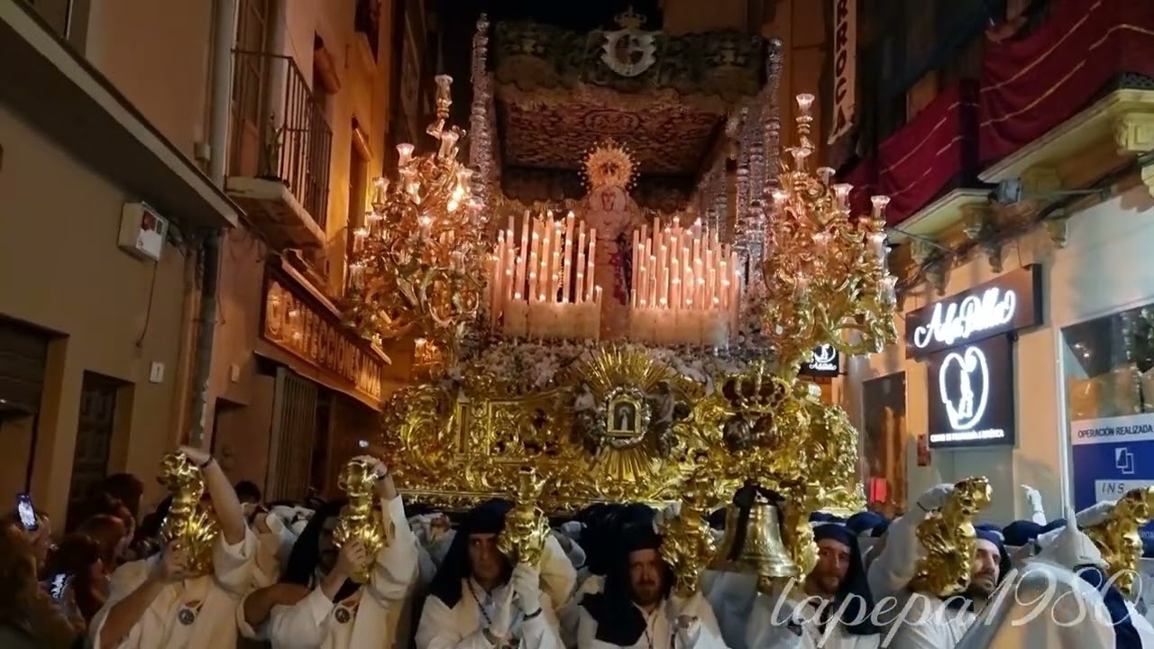 Esperanza de Triana Coronada | SS. 2023 | M. Ssma. de la Paloma | Cofr. La Puente y La Paloma | MLG