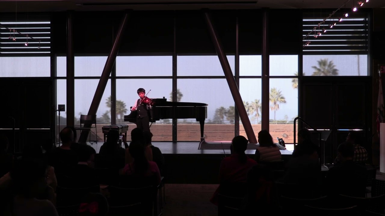 Recital 20251213 32  Violin Solo Gavotte   J  Becker