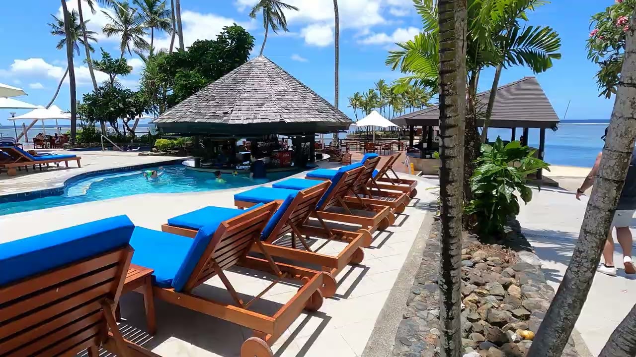 Fiji   Warwick Resort 07 YT