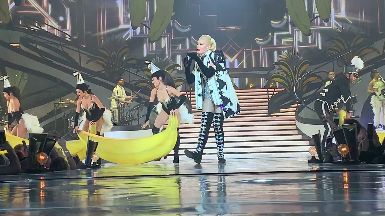 Gwen Stefani - Hollaback Girl (03.06.2019)