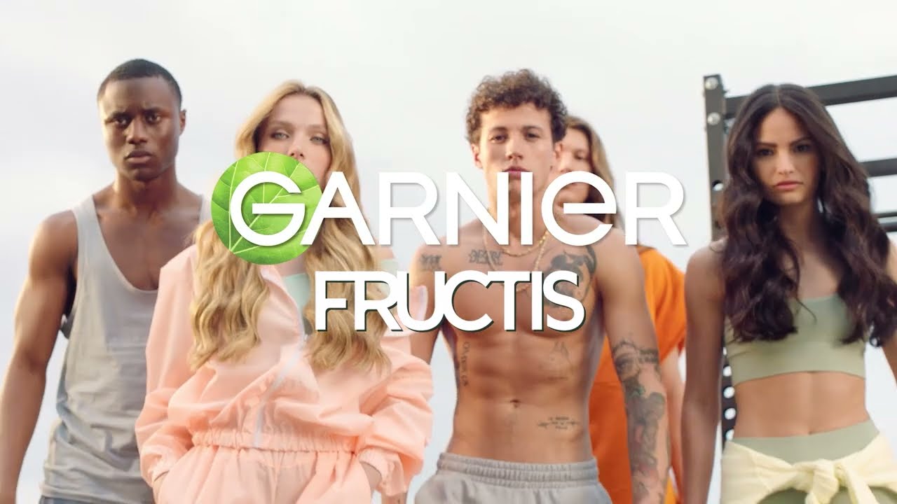 NEU! Fructis Vitamin & Strength: Für 10-mal stärkeres Haar.