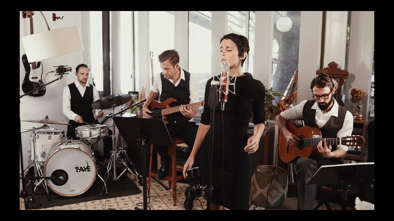 Baila Nova - Quando O Outono Vem (When Autumn Falls)