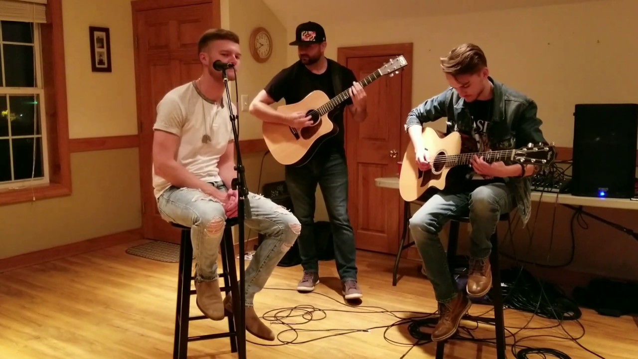 Craving You / Nothing Holdin' Me Back Acoustic Mashup (Robbie Boothe, Donovan Farrell, Max Tucker)