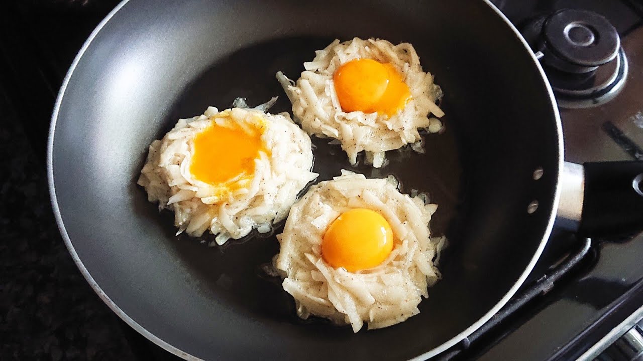 Just pour eggs on grated potatoes! It's easy and delicious recipe! Quick breakfast recipe!