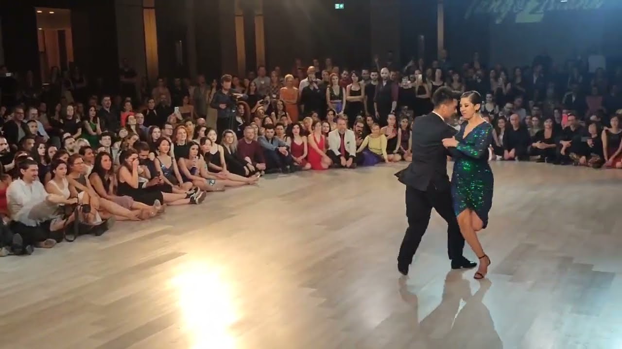 Sebastian Achaval & Roxana Suarez - Enchanting Vals (2/4) - 