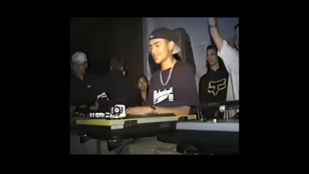 Batalha antológica DJ Qbert vs DJ Craze