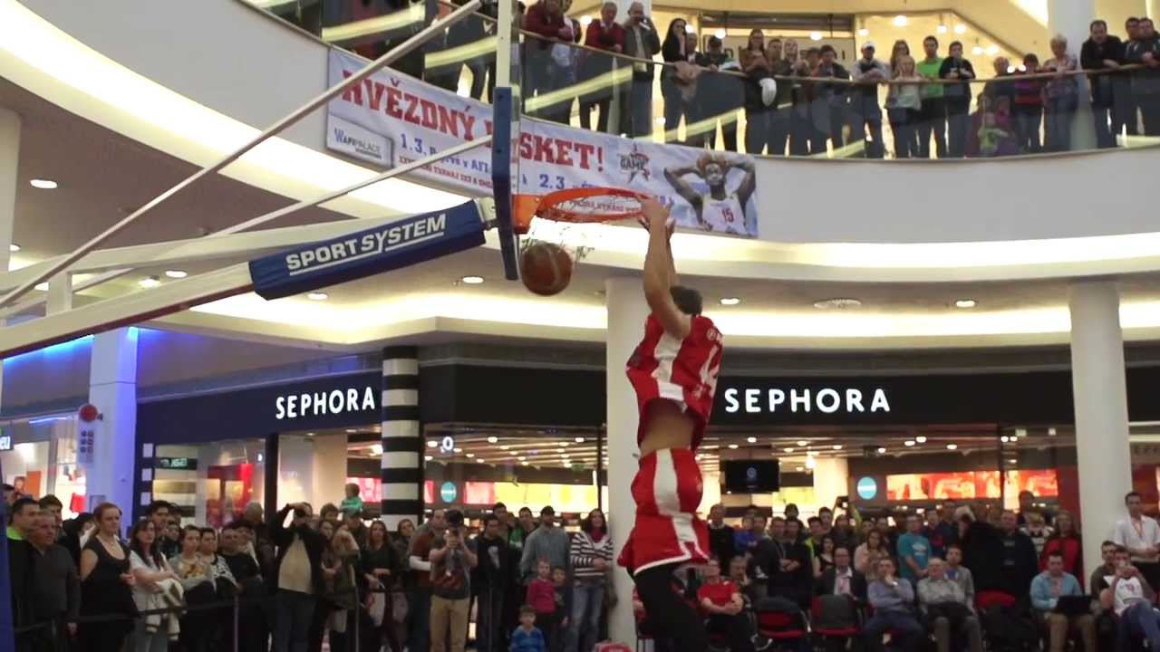 Deividas Dulkys (3) Slam Dunk Contest 2014 - Slow Motion!