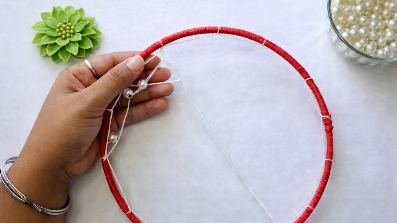 Macrame - Simple Macrame Wall Hanging - Easy Macrame Wall Hanging Tutorial 