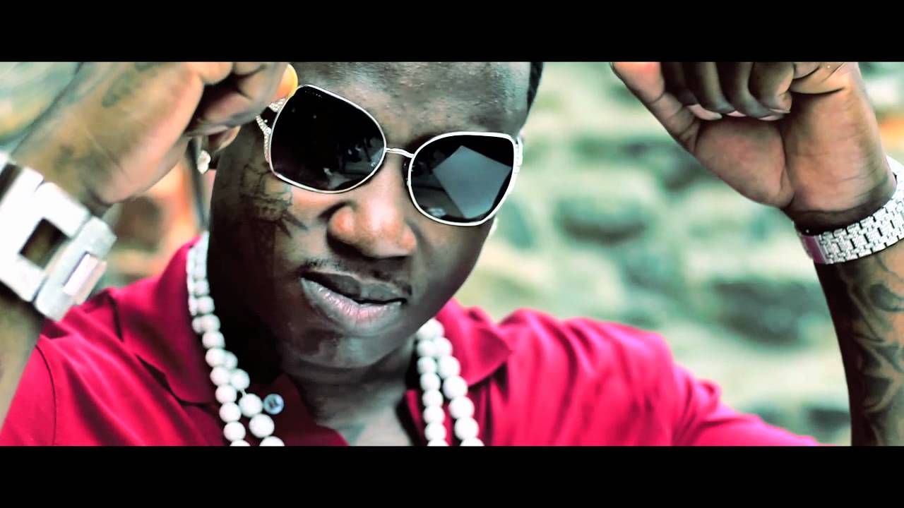 Gucci Mane & Waka Flocka Flame - She Be Puttin' On (Official Video)