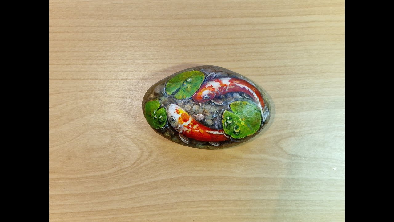 Comment dessiner une carpe koi sur un galet/ Haw to paint a koi carp on the stone. 