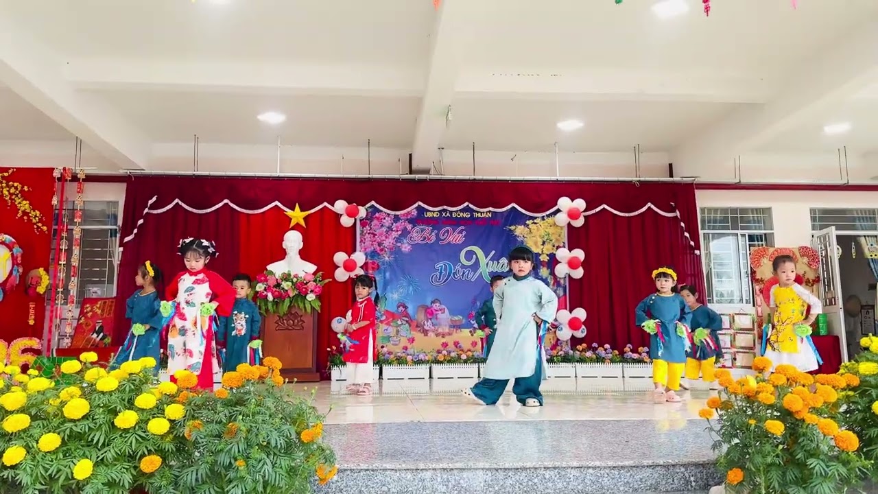 Múa chuyện củ bỏ qua 