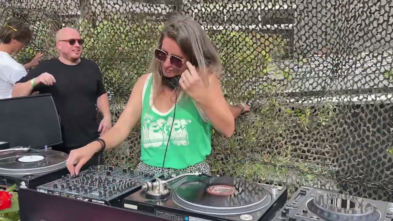 Off Sonar 2023 [Sonja Moonear]