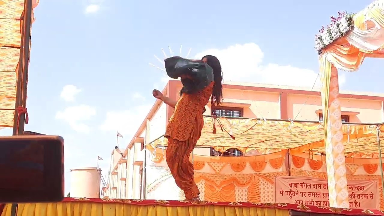 Tera payal ki cham cham mukesh foji 💃Sapna sharma dance💃