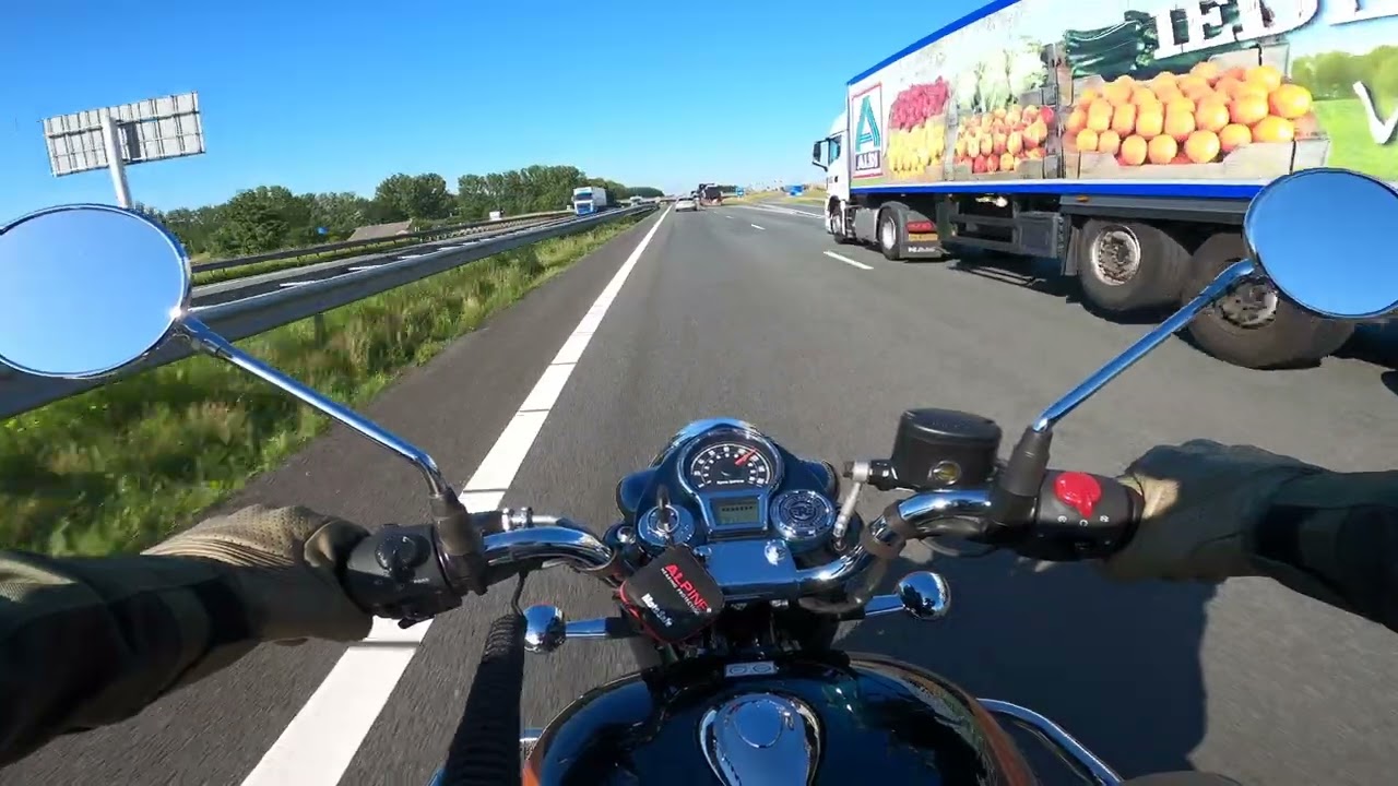 RE All New Classic 350 | NL Highway glide to dealer | First time an’ Dora can keep up just fine!🤙🏾