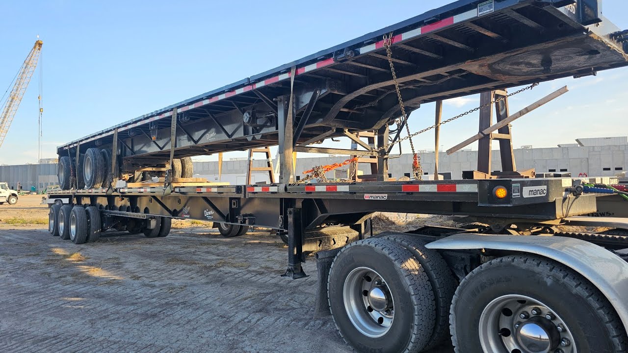 how to haul stacked trailers...