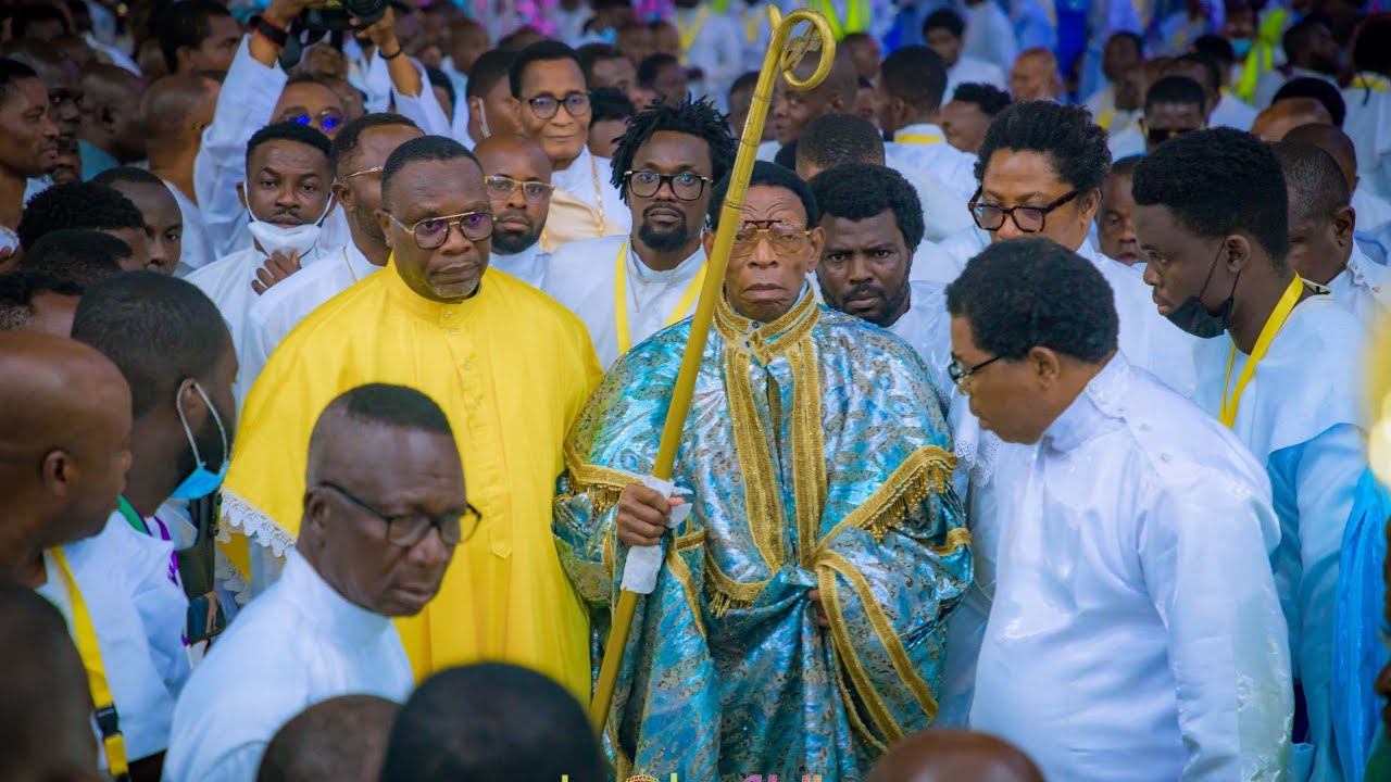 Grand Entry Of Pastor EMF Oshoffa. Seyi Solagbade, Femi Opalemo & Others At The Celestial Basilica