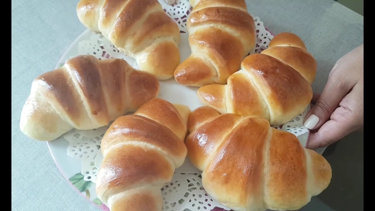 Fluffige Nusskipferl/soft  nut rolls /kiflice