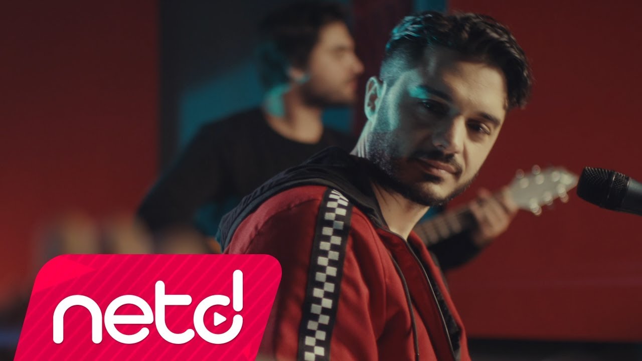 İlyas Yalçıntaş - Şehrin Yolu (Akustik)