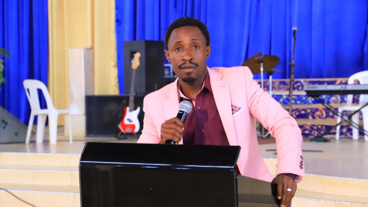 BP LAMECH NATUKWATSA LIVE IN THE LUNCH HOURS AT DAYSTAR CATHEDRAL MBARARA