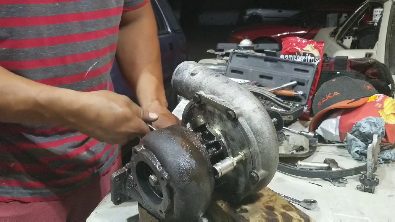 Removing seized turbo hotside housing from CHRA.