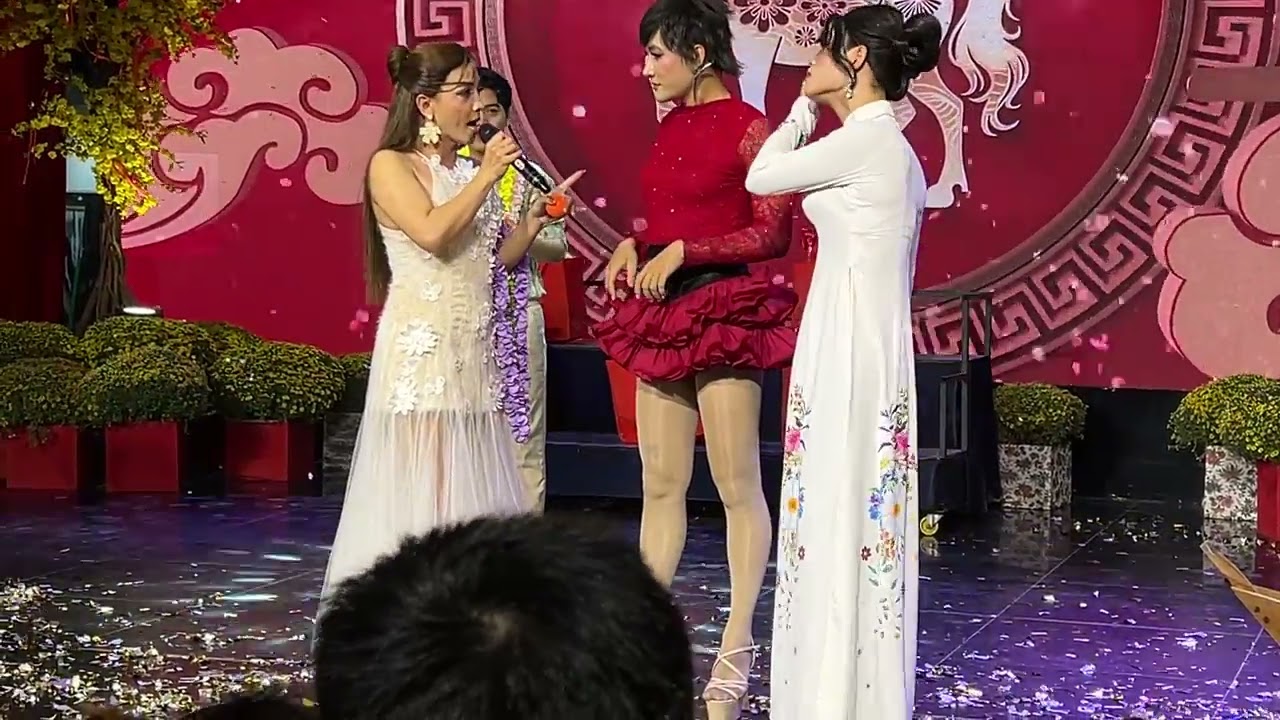 San San Tấn Đạt sẽ solo một vòng theo yêu cầu của kháng giả rất hay