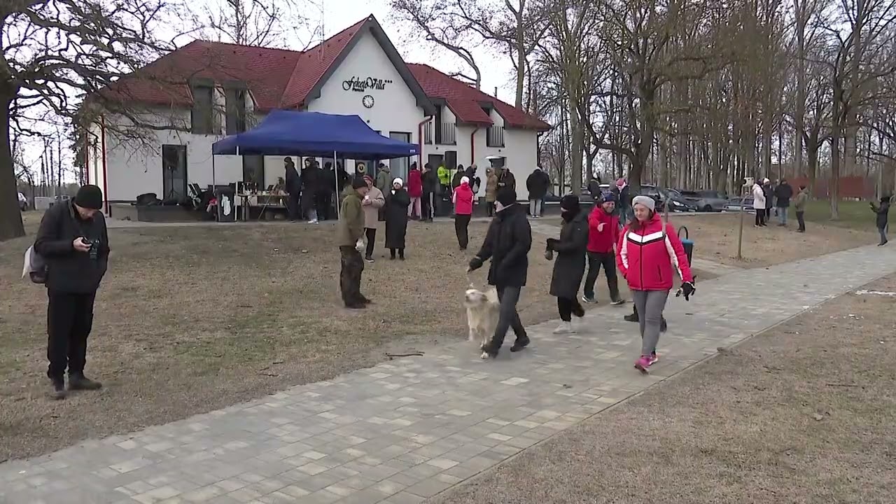 Szilveszteri futás és csobbanás a Vadkerti - tón. 2025. december 31.