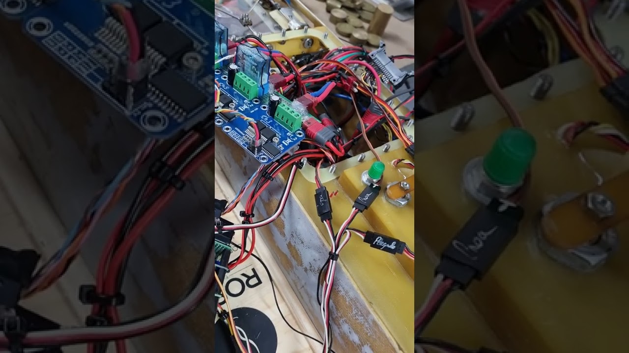 Pedro Gomez Submarinos RC. Akula-2 con motorizacion nitro-electric