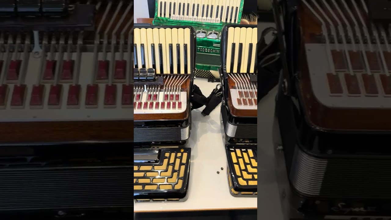 Scandalli prestigie 1958 X scandalli prestigie 1952.  Construção e diferenças.